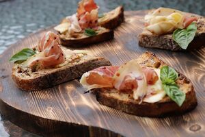Бутерброды с рыбкой – вкусное праздничное лакомство