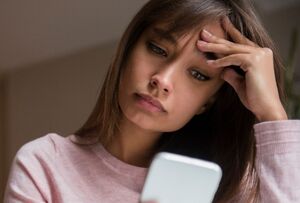 «Если бывшая свекровь хочет видеть внучку – пусть платит!» – решила Юлия  
