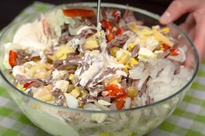 Любите Оливье, но он уже немного приелся? Попробуйте вкусную альтернативу