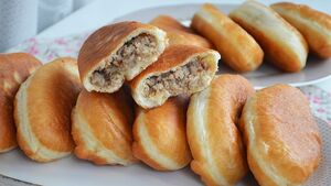 Пышные, сочные, ароматные пирожки с мясом