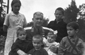 Какой неповторимый подвиг совершил в 1938 году Герой Советского Союза Хрюкин
