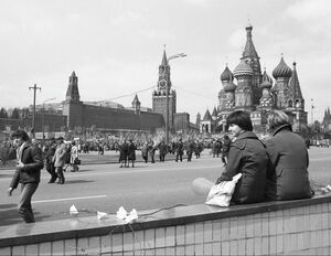 1976. Николя Кота в первомайской Москве