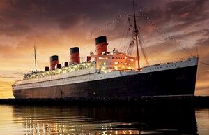 Необычная история лайнера Queen Mary: рекорды, волны-убийцы и мистика