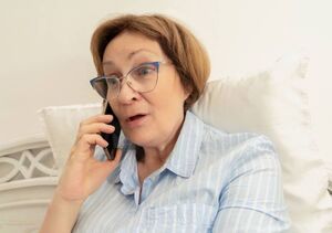 Три года дочь не общалась с родителями, потому что муж запрещал. А теперь звонит