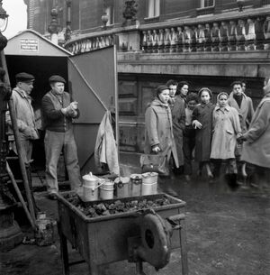 1955. Париж на снимках Робера Дуано. Часть 3