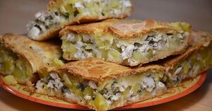 Нежный и сытный пирог с курицей