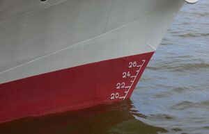 Почему корпус кораблей ниже ватерлинии красят именно в красный