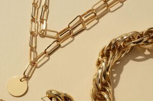 Золотая цепочка — лучшее украшение на все времена