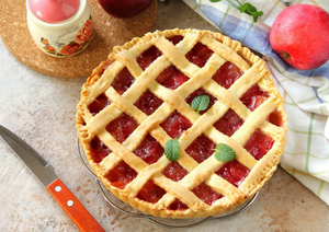 Ароматный яблочный пирог с корицей и апельсином: домашний уют в каждом кусочке