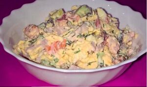 «Берлинский» салат: очень вкусный, сытный и готовится быстро