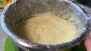 Вы никогда не слышали о рецепте лимонного пирога, который хочется есть еще больше? Его утонченный вкус понравится каждому!