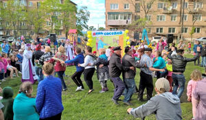 Побочный эффект человейников. Россияне стали меньше общаться с соседями