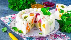 «Битое стекло» — воздушный и необыкновенно красивый десерт