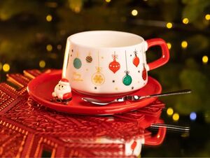 Милые приятности для коллег на Новый год – без кружек, ручек и блокнотов!