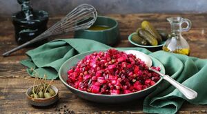 Новогодний винегрет по рецепту бабушки. Готовьте только для праздничной новогодней ночи