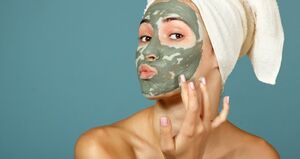 Когда Новый год удался: эффективные ночные маски для лица