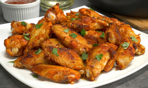 Куриные крылышки на сковороде