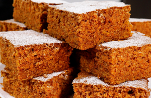 Нежный и влажный морковный пирог