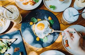 Несовместимые с яйцами продукты — не сочетайте их в завтраке