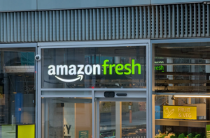 Очередной сбой цифровой экономики. Amazon закрывает магазины без касс