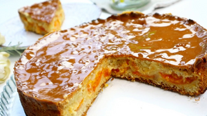 Абрикосовый пирог с нежной сметанной заливкой и секретным ингредиентом