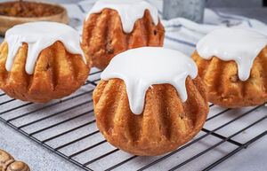 Кекс «Ромовая баба» и еще 7 бюджетных лакомств, которые в СССР разбирали за считанные минуты