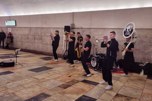 Команда "Эхо улиц" отжигает на Китай-городе 