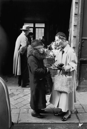 1950-е. Париж на снимках Робера Дуано. Часть 13