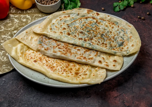 Кутабы с зеленью и сыром