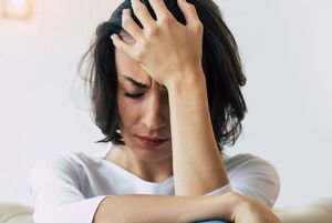 «Отец нас бросил!» — всю жизнь говорила мужу свекровь… А потом Олеся нашла письма 