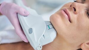 Процедуры для лица и тела, которые нужно успеть сделать до 8 марта