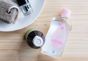 Как использовать детское масло в ванной: простые и рабочие лайфхаки