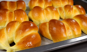 Булочки больше не черствеют: добавляем в тесто один секретный ингредиент, и выпечка остаётся мягкой 3 дня