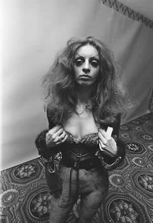 «Через 50 лет: Он трогал меня за грудь!!!»