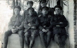 1915-1917. Альбом петти-офицера Вильяма Эдварда Локи из дивизиона бронемашин Авиационной службы ВМФ.