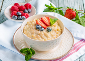 Овсянка на завтрак: польза, возможный вред и распространённые мифы