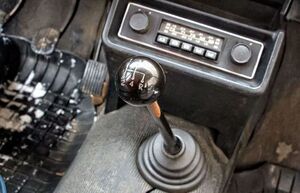 Переключаем и не знаем: 4 худшие механические коробки передач на рынке