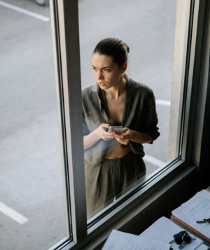 Как эвакуатор быстро отучил наглую родню мужа считать мою машину «общей»