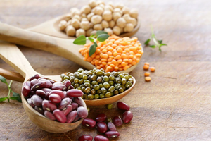 Бобовые: как простой продукт помогает сердцу, сосудам и контролю сахара