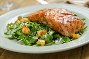 Недорогая и полезная рыба для людей старше шестидесяти лет. Не содержит ртути и отличается высоким содержанием йода