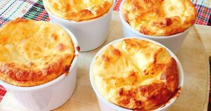 Пирог за 5 минут: всего 2 яйца и рикотта! 