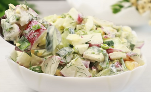 Простой салат, который удивляет: всё решает заправка