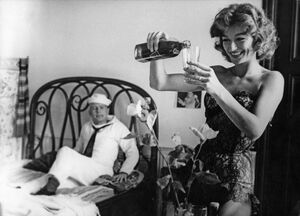 Анук Эме, та, которую называли иконой французской женственности  