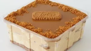 Этот десерт затмит даже тирамису! Легендарный торт Lotus Biscoff без выпечки всего за 15 минут.