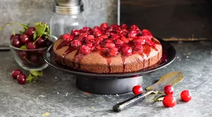 Классический торт «Чёрный лес» с вишней — просто и очень вкусно!