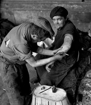 1950-е. Париж на снимках Робера Дуано. Часть 27