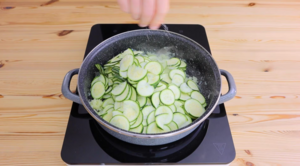 Идеальный несладкий пирог из кабачков с сыром