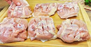 Куриные бёдрышки по-американски: быстро готовим на сковороде, а вкус получается словно с мангала