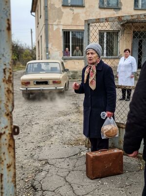 «Сегодня твоя мать должна покинуть этот дом» — холодно заявила Валерия, поставив руки на талию