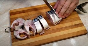 В разы дешевле красной рыбы, а по вкусу даже лучше!  Настоящее золото, а не маринад — хочется готовить снова и снова! 
